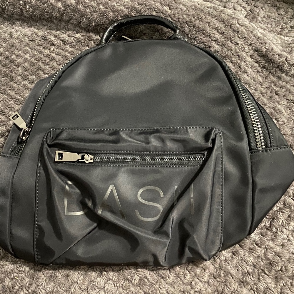 Dash backpack NWT